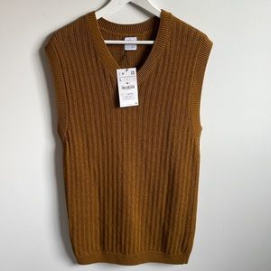 Zara Men’s Sweater Vest (L)